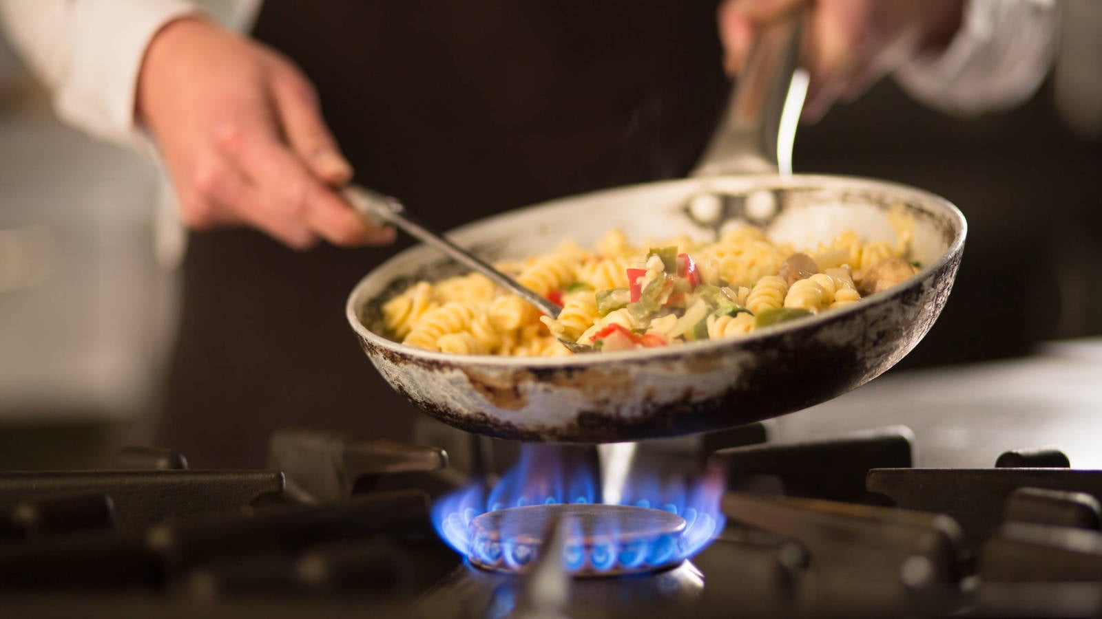 las-10-errores-que-cometes-cocinando-y-que-matan-la-comida
