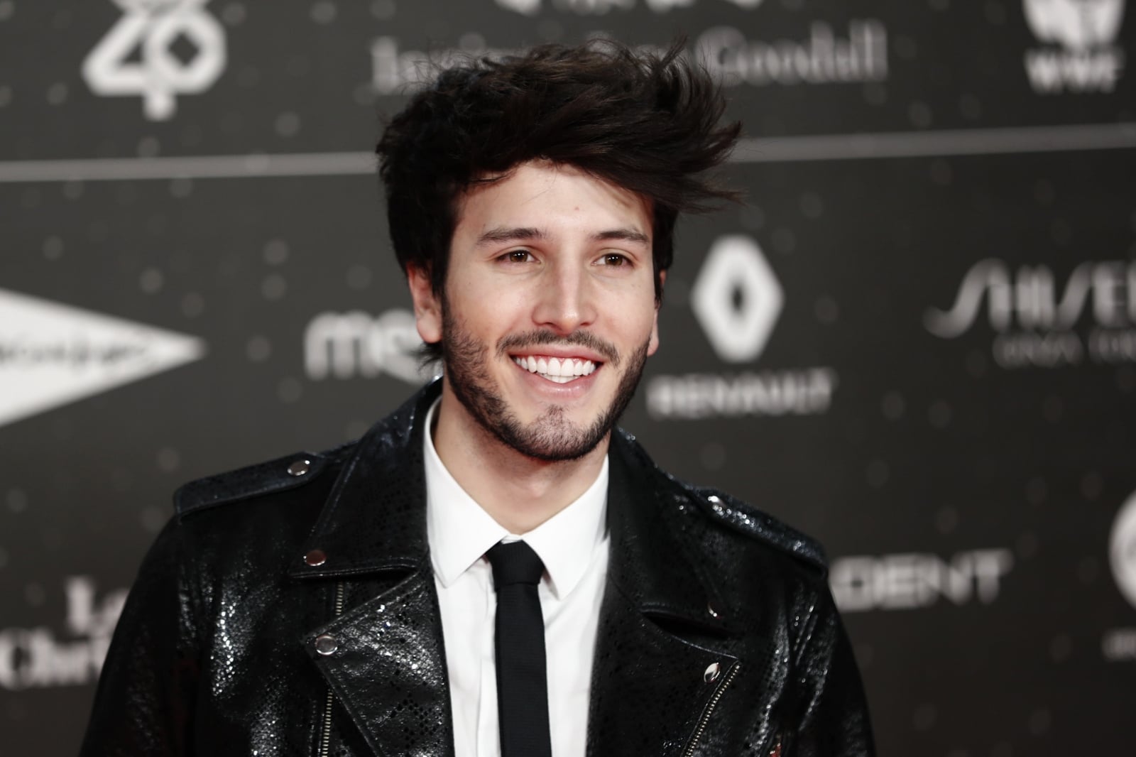 sebastian-yatra-pelo