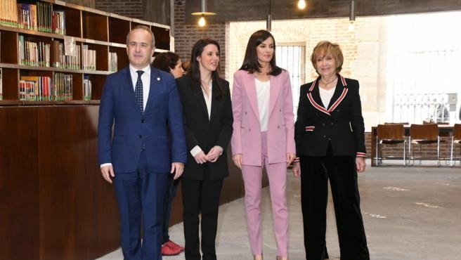 reina-letizia-e-irene-montero.r_d.850-212