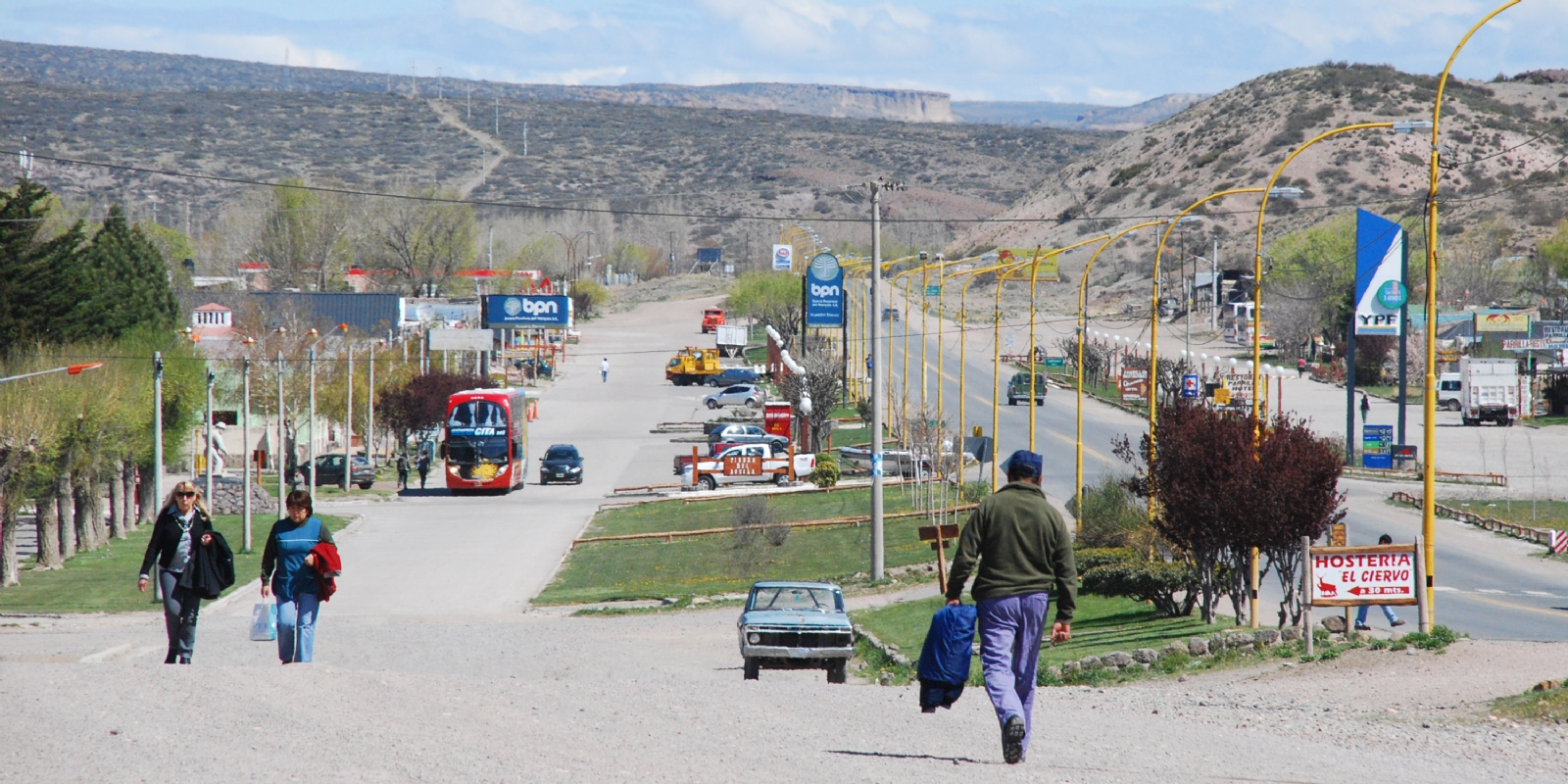Turismo-fiscalizó-alojamientos-en-Piedra-del-Águila-y-Villa-Traful