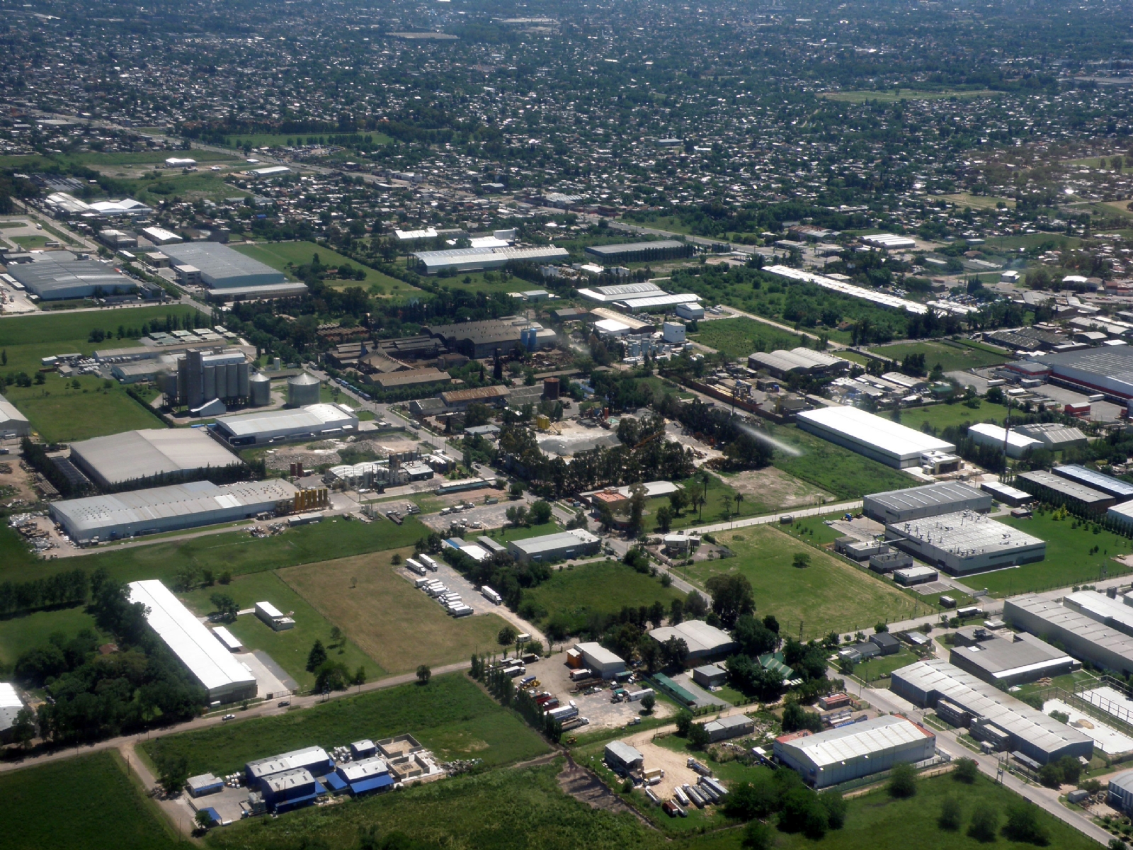 Parque-industrial-Almirante-Brown