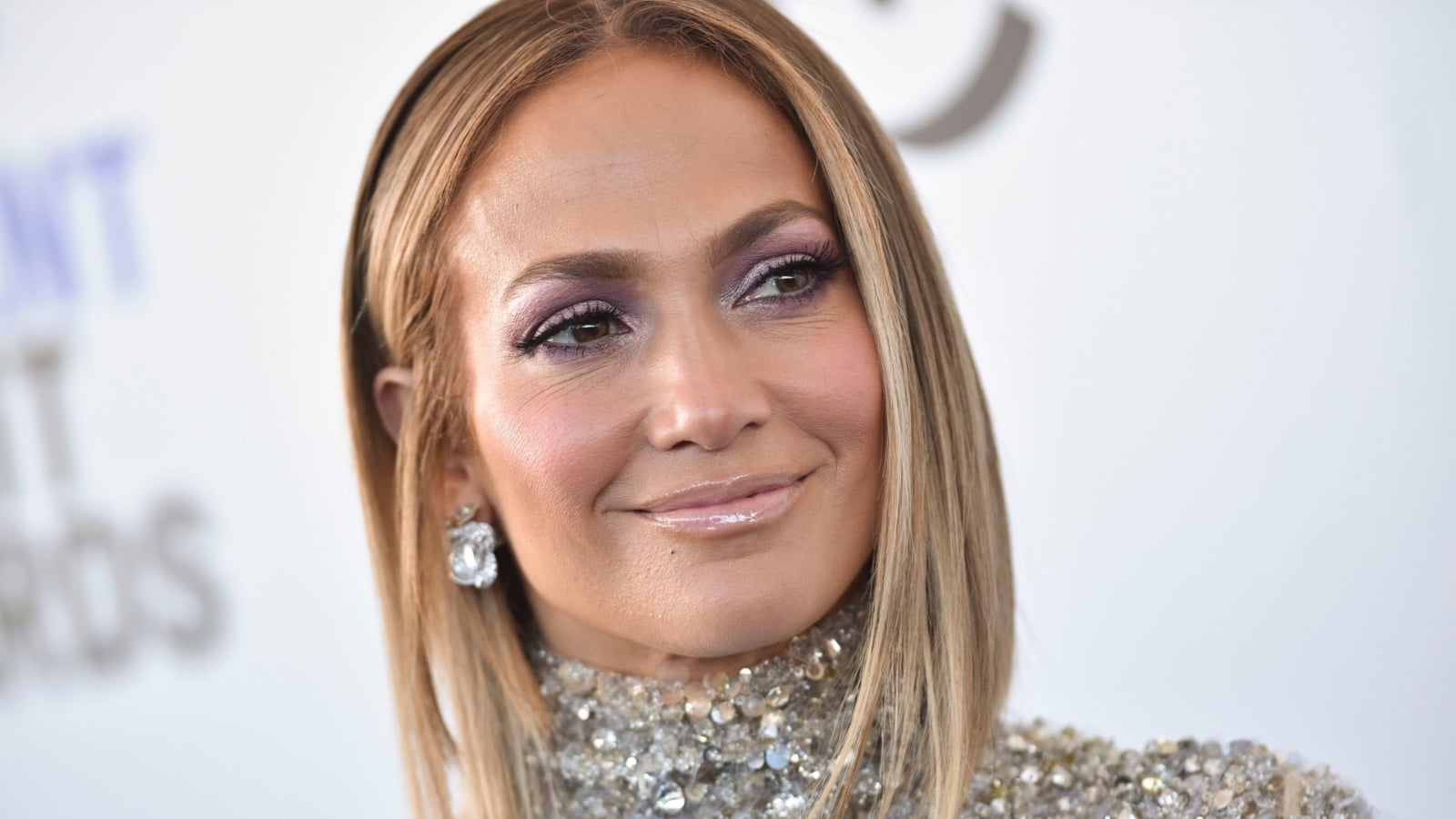 jennifer-lopez-work-from-home