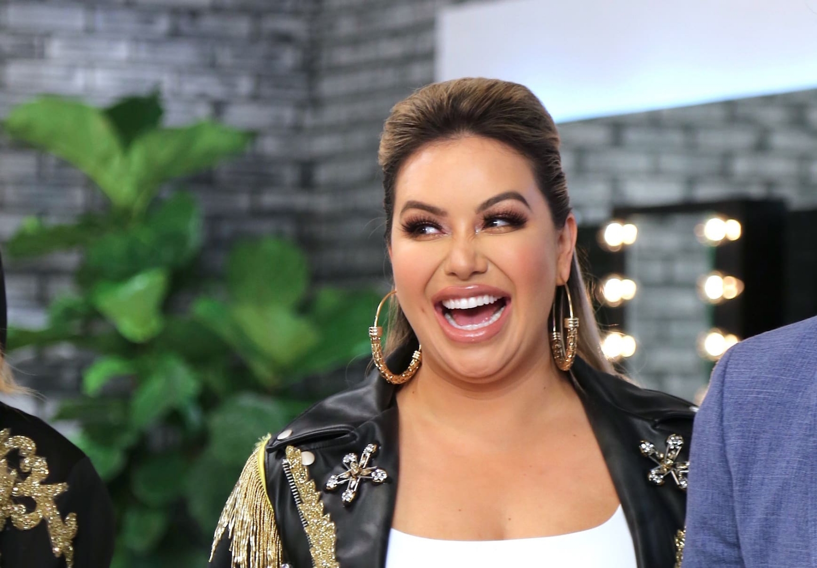Chiquis-Rivera-_Mezcalent_zrux1j