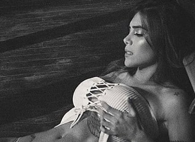 Greeicy - abdomen