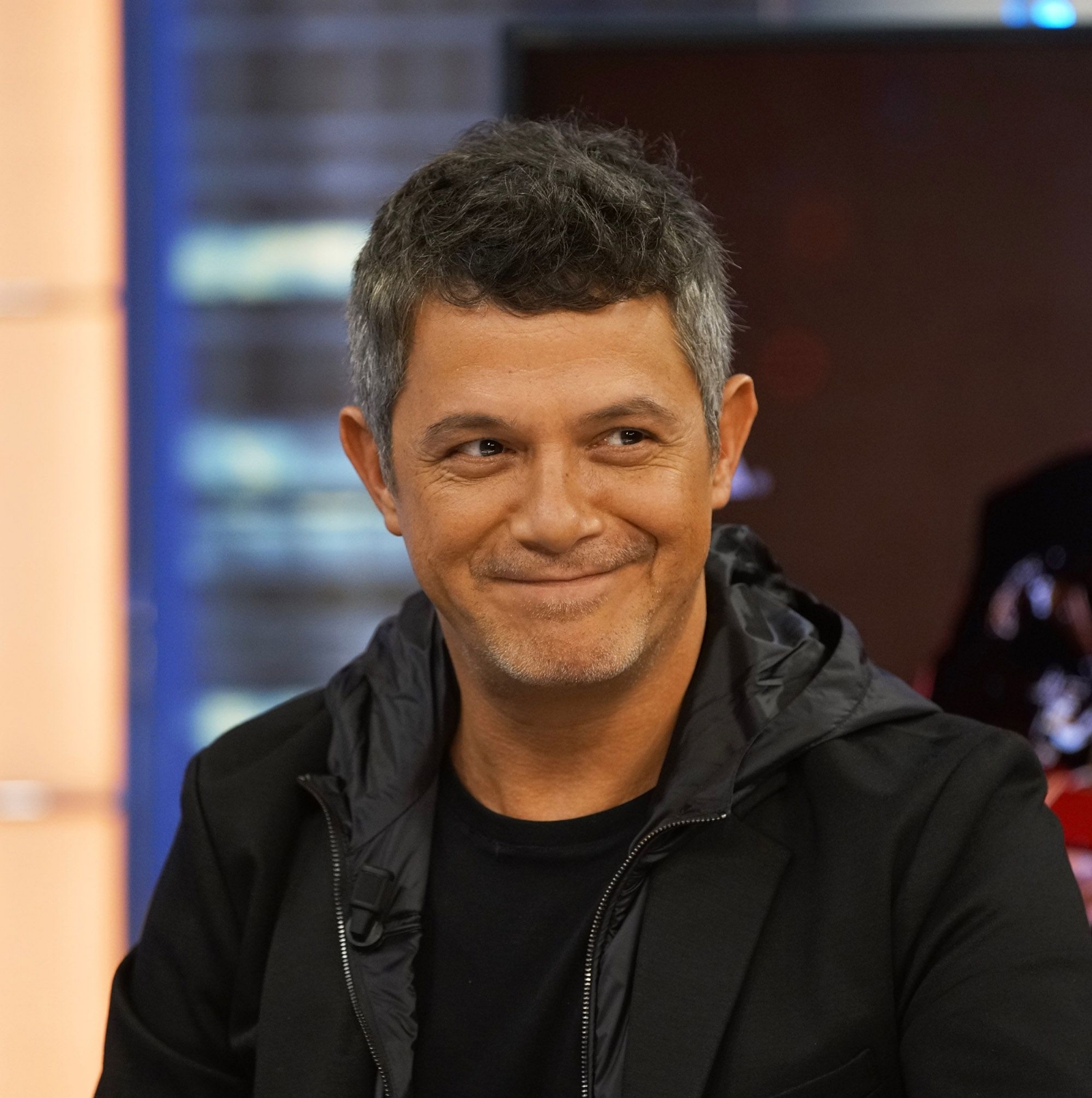 alejandro-sanz-1585723254
