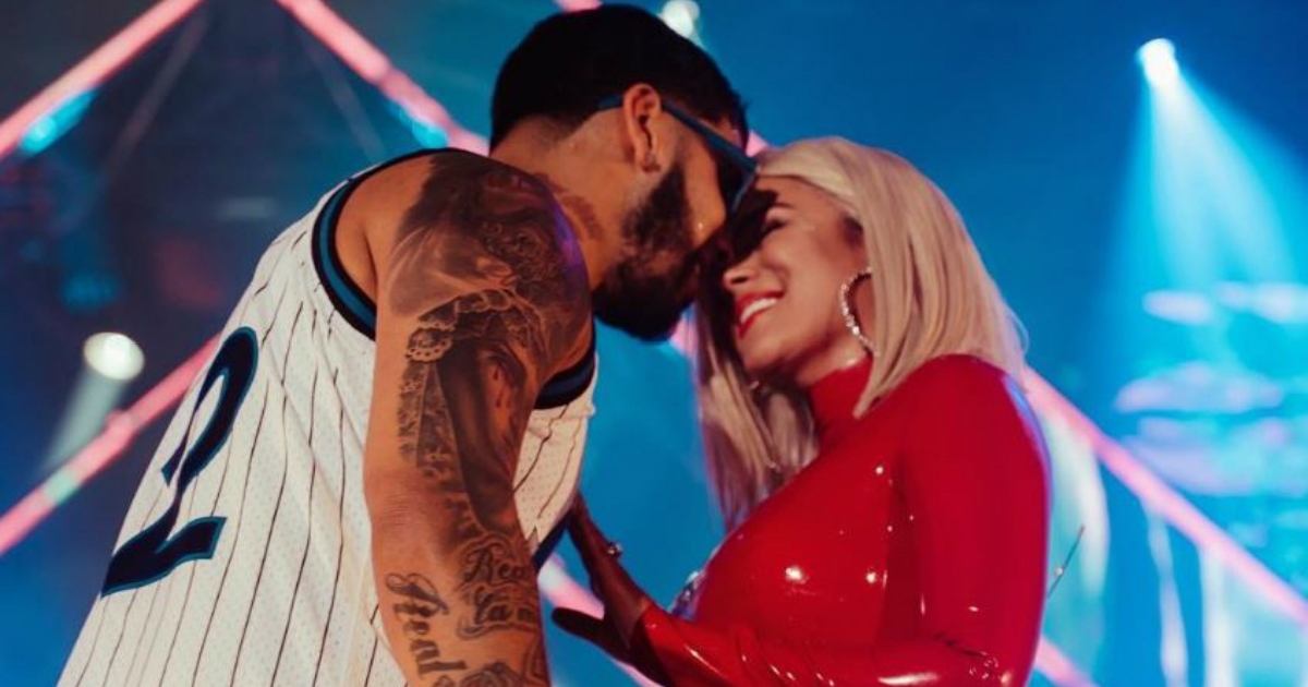 1557245759-karol-g-anuel-aa-desvelan-secretos-album-ocean
