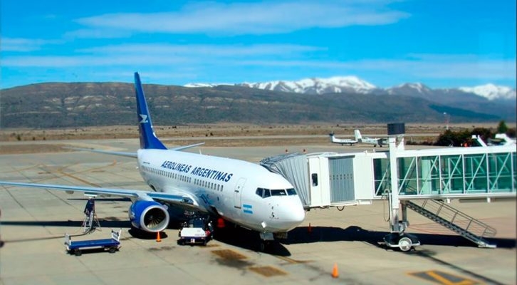 avion-aerolineas-argentinas-bariloche-726x400