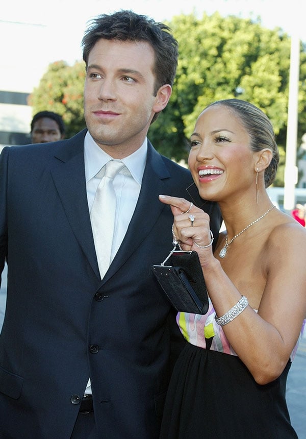 JLo-y-Ben-anillo-z