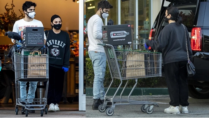 Demi y su novio de compras