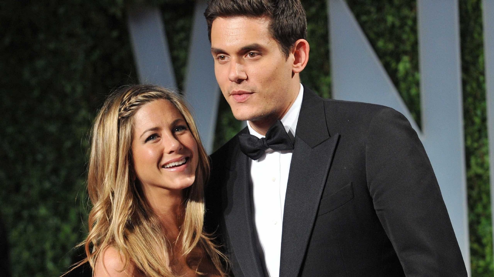 jennifer-aniston-comenta-en-el-live-de-su-ex-john-mayer-destacada