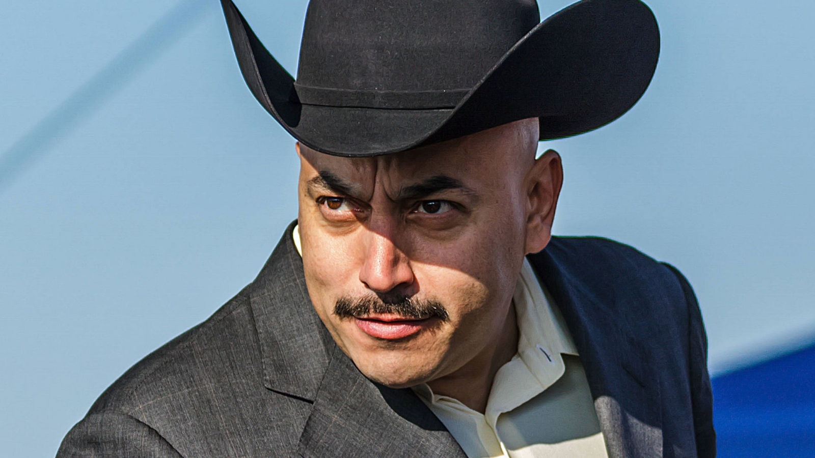 Lupillo Rivera Port