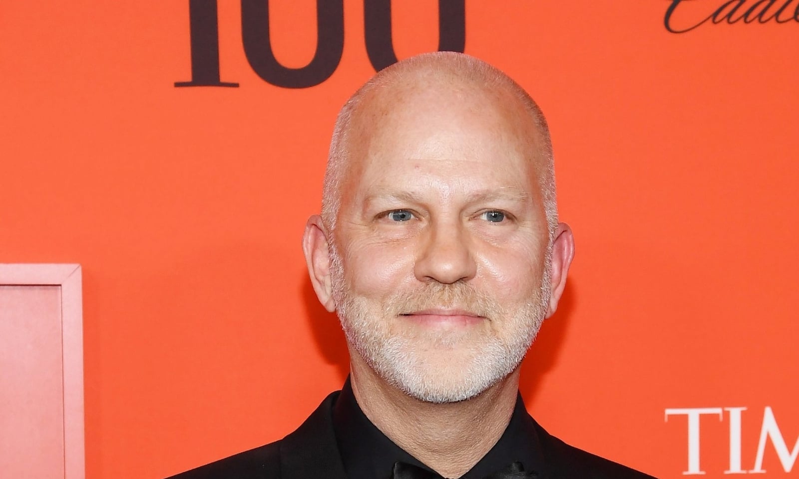 ryan-murphy-serie-netflix-halston-scaled-e1582211933599