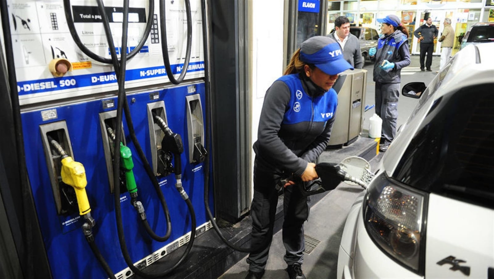 axion-aumento´-sus-naftas-y-se-esperan-subas-en-otras-petroleras-1