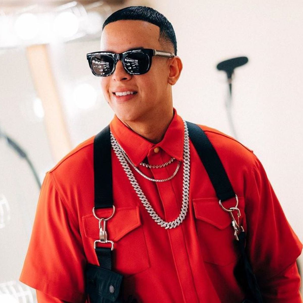 Daddy Yankee - camisa roja