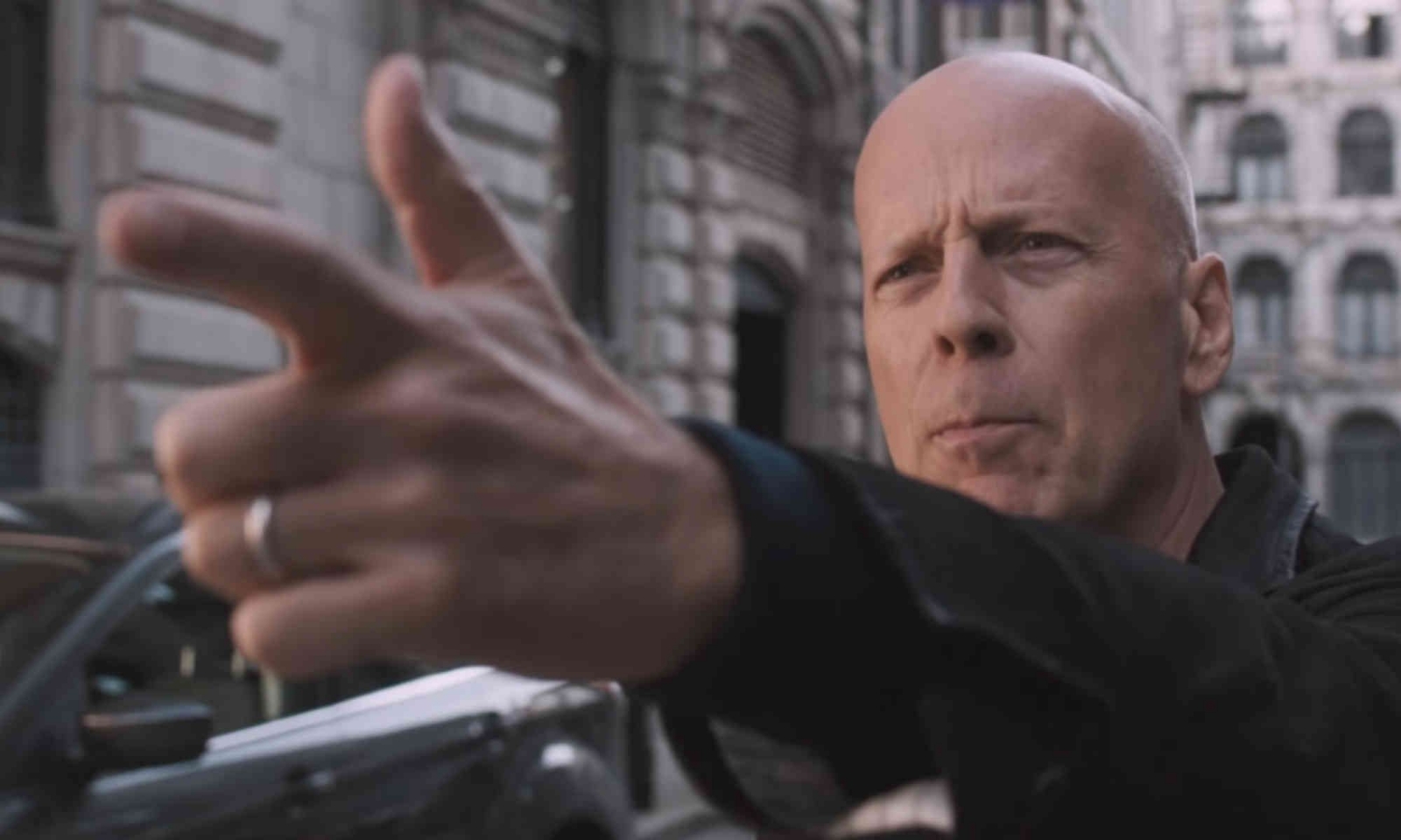 Bruce-Willis-mata-sin-piedad-en-el-nuevo-trailer-de-‘Death-Wish’