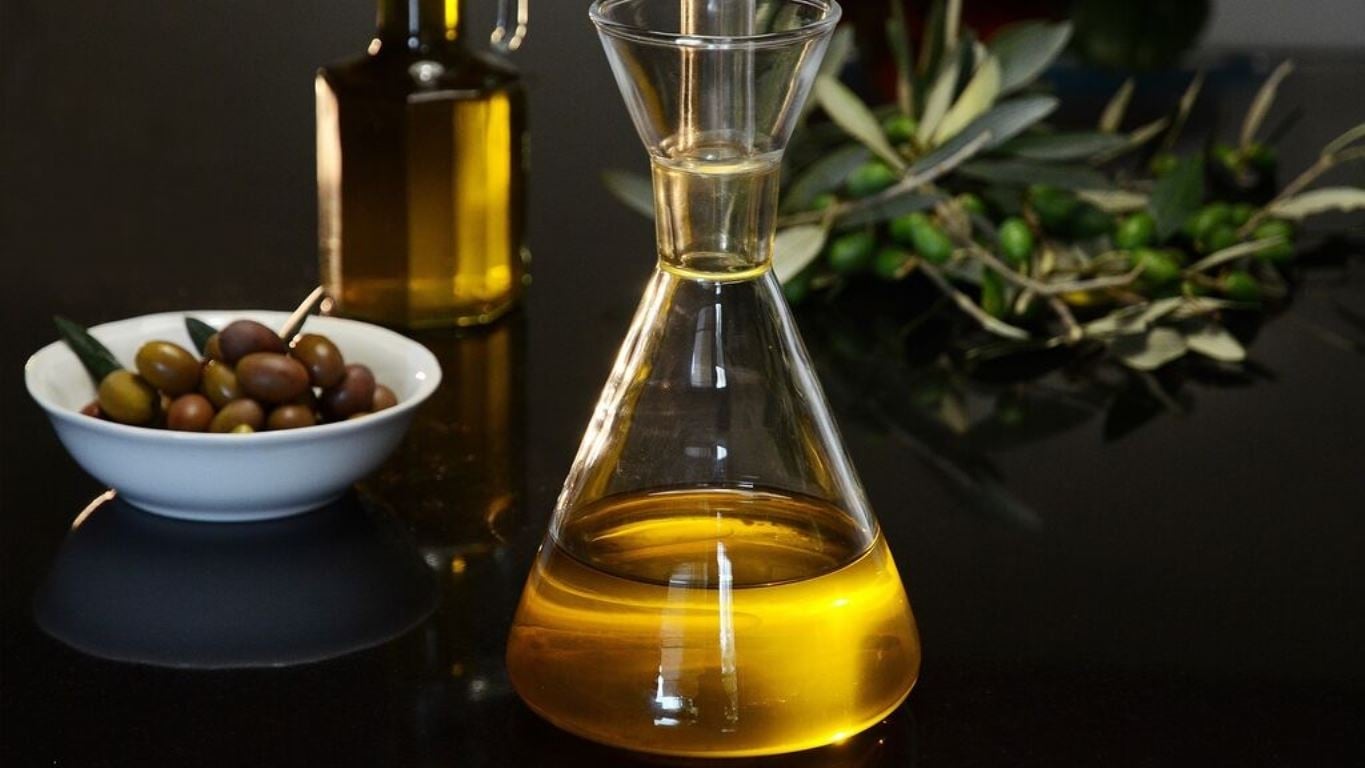 Alimentacion-Dietas-Aceite_De_Oliva-Nutricion_445466706_138290408_1024x576