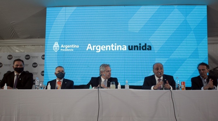 conferencia-de-prensa-fernandez-manzur-las-talitas