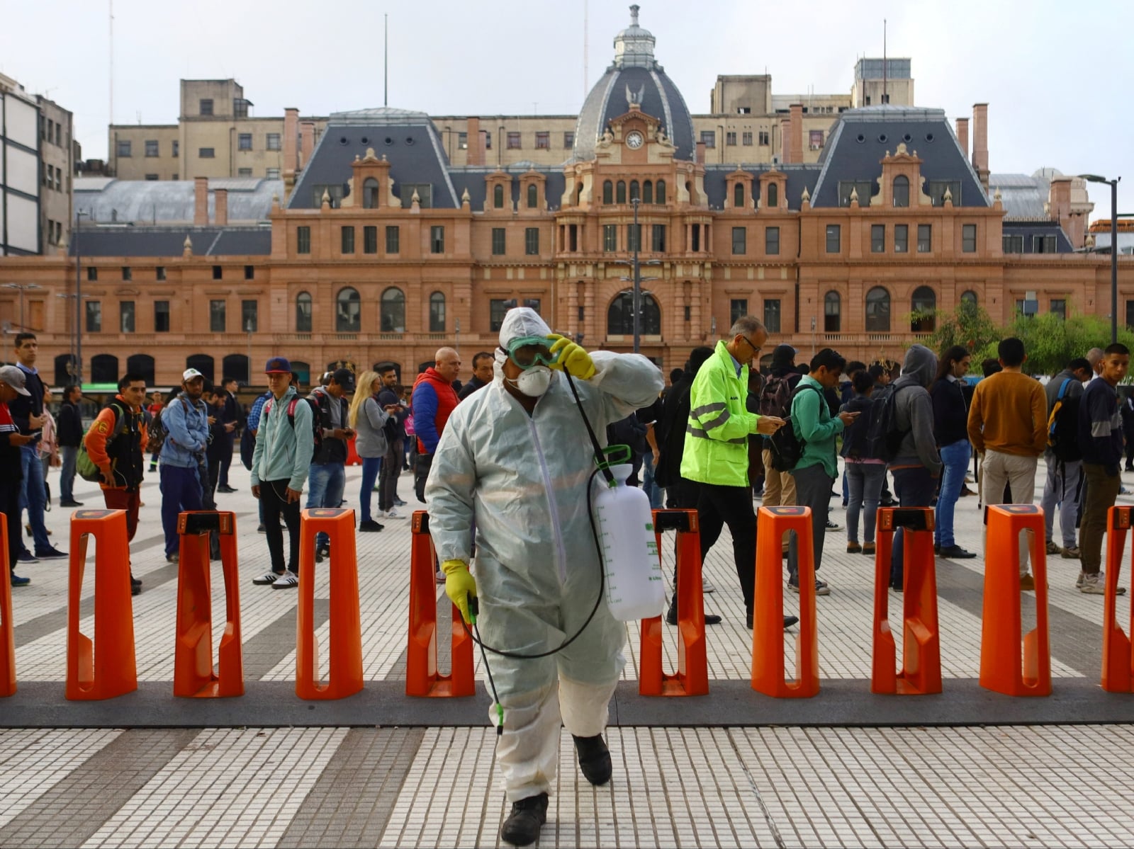 2020-03-21t055928z_365978233_rc2znf9xd8p4_rtrmadp_3_health-coronavirus-argentina-e1584829002626