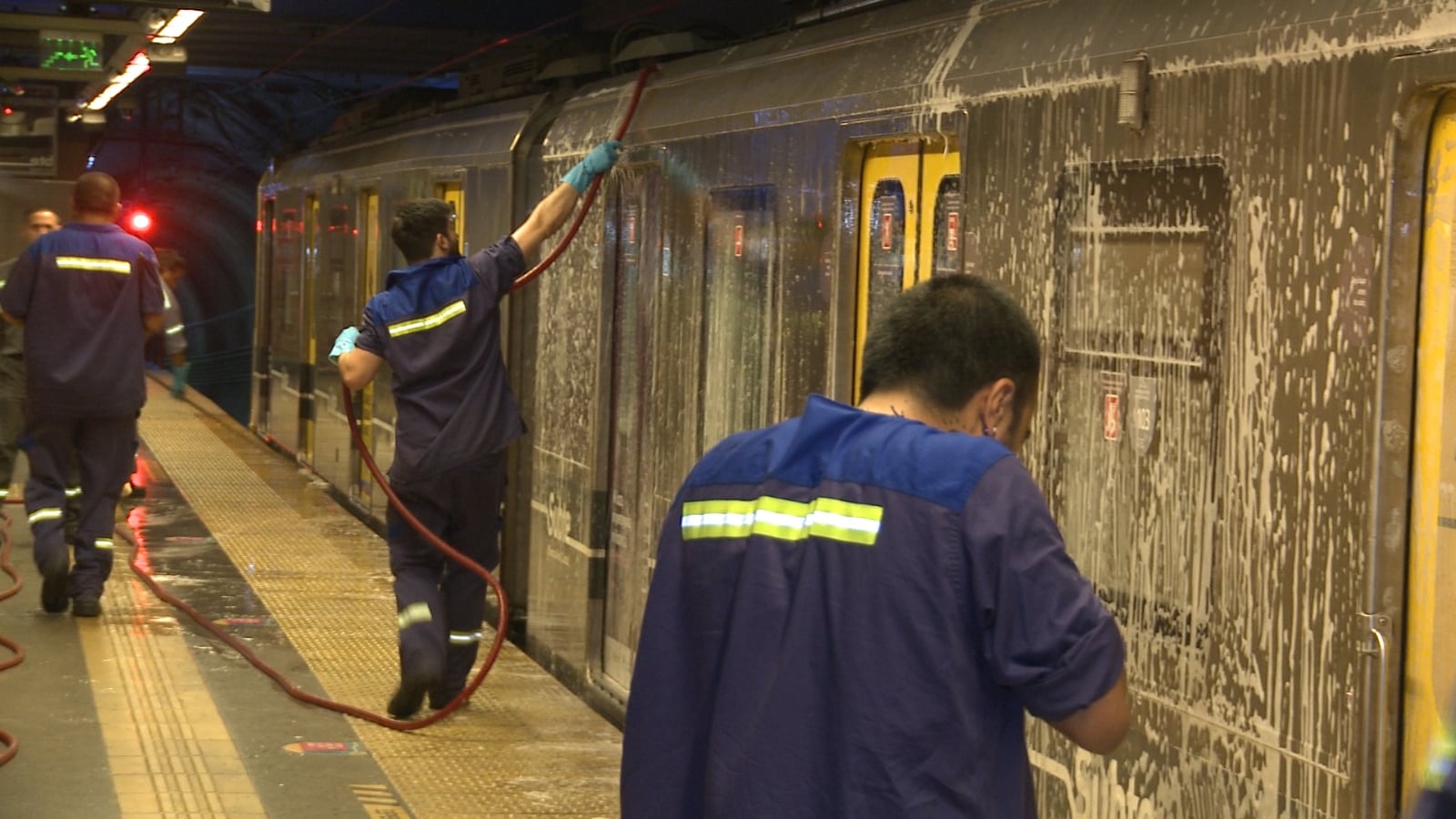 coronavirus.limpieza_subte (1)