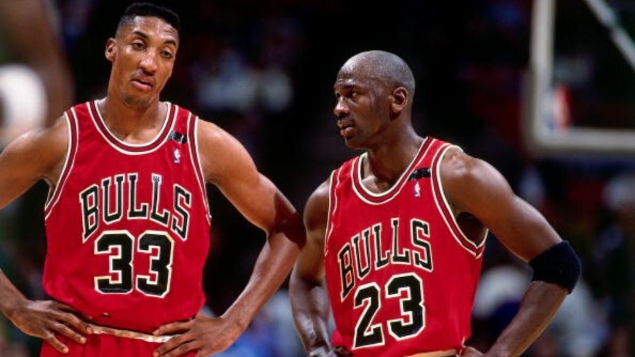scottie-pippen-y-michael-jordan-1280x720