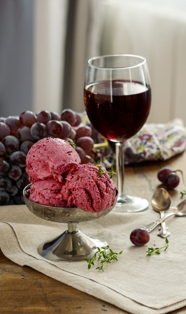 copa-vino-tinto-helado_103019-658