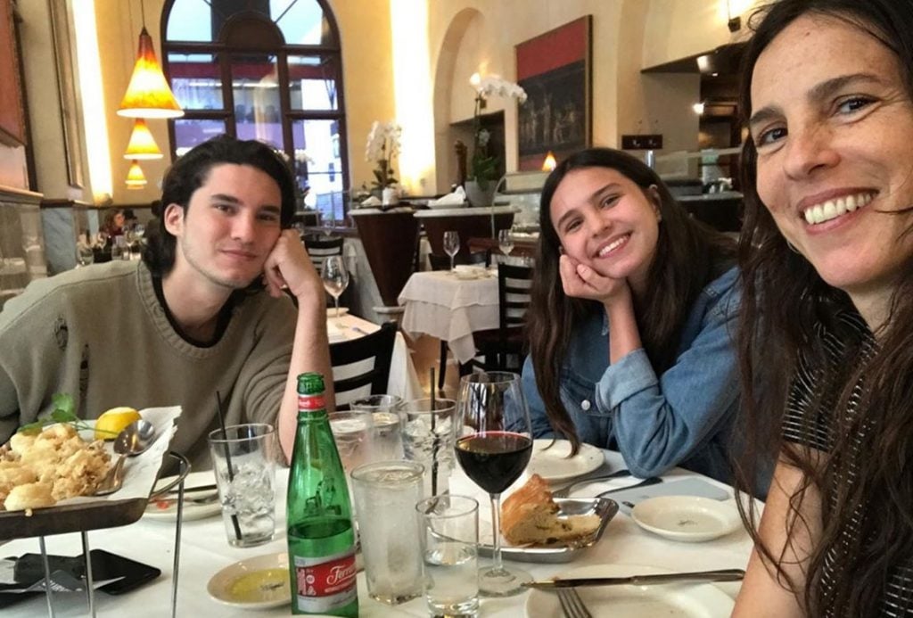 paula-robles-juanita-francisco-tinelli-1-1024x693