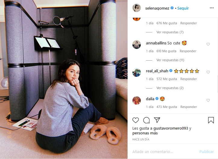 Selena - estudio en casa
