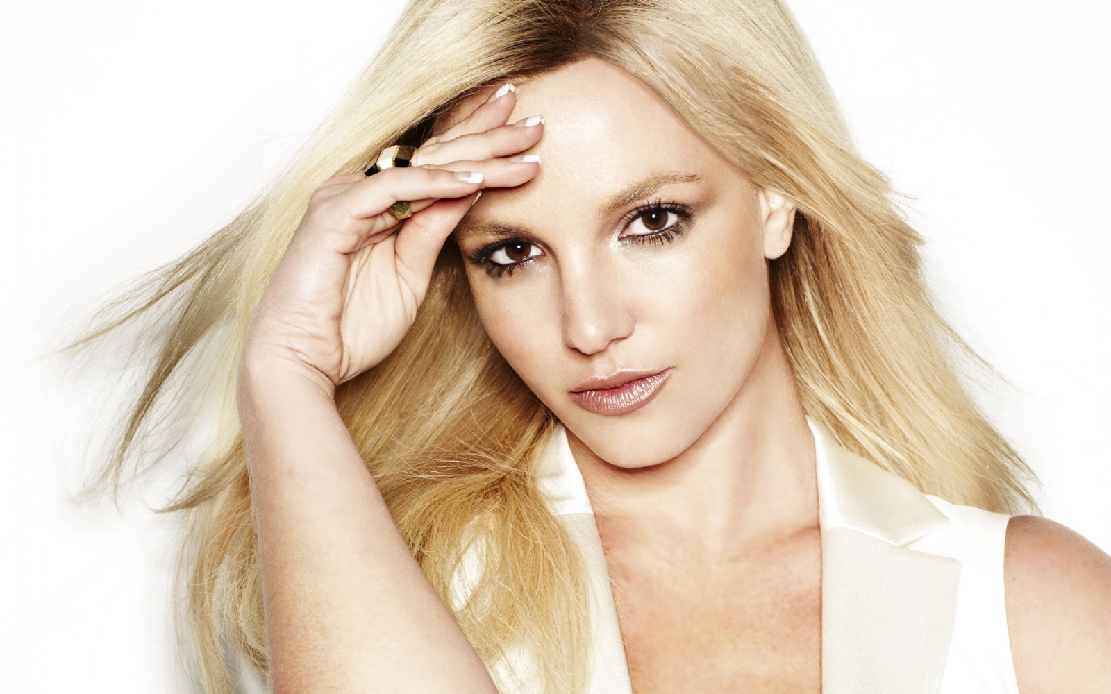 Britney-Spears-23_2880x1800
