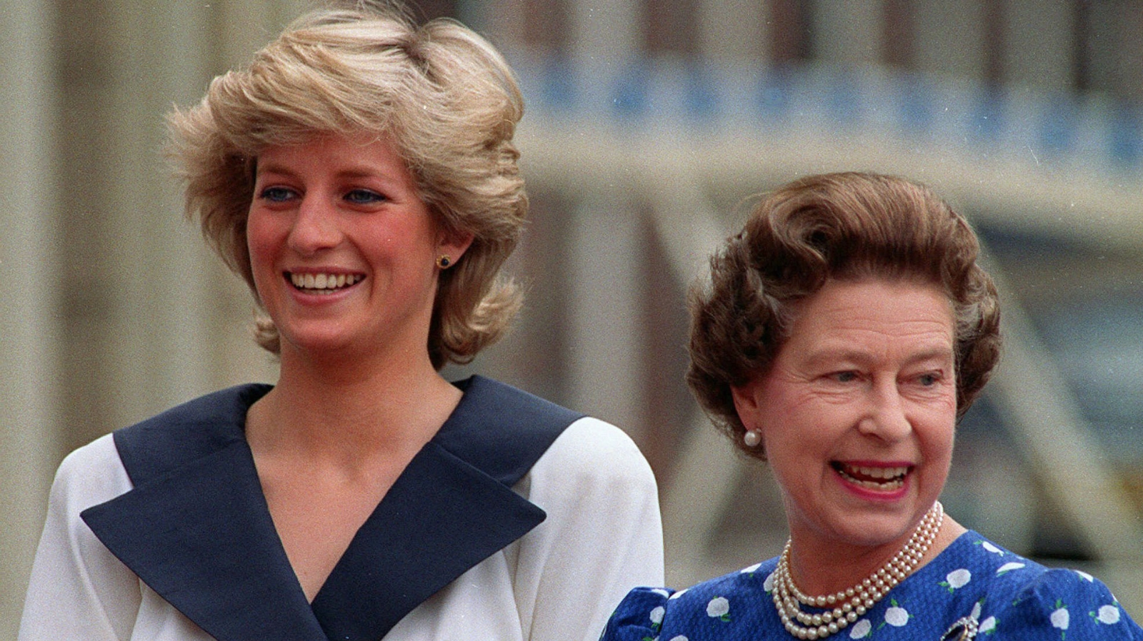 reina-isabel-princesa-diana_0