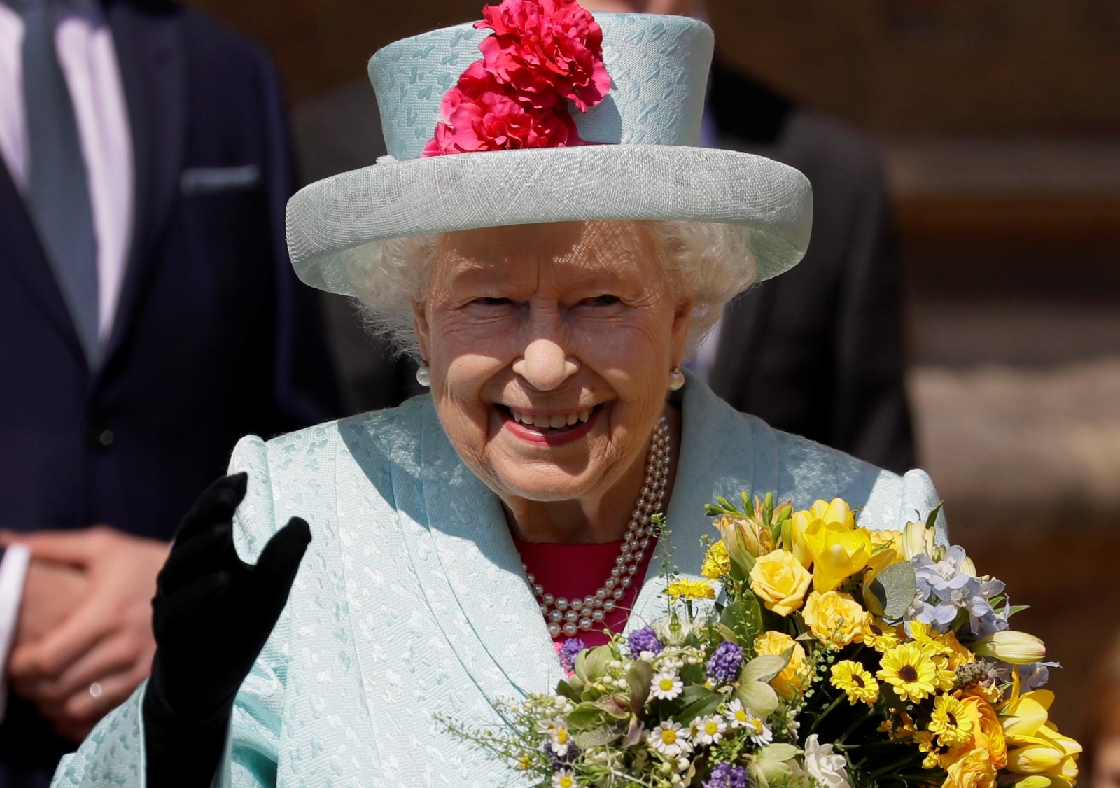 www.minutoneuquen.com Reina isabel II portada