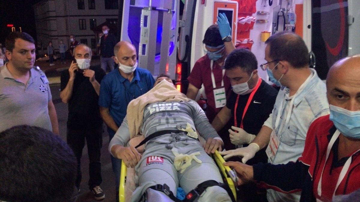 futbol-mundial-turquia-desgarrador-grito-fernando-muslera-al-fracturarse-tibia-y-perone-n403739-0x0-911553