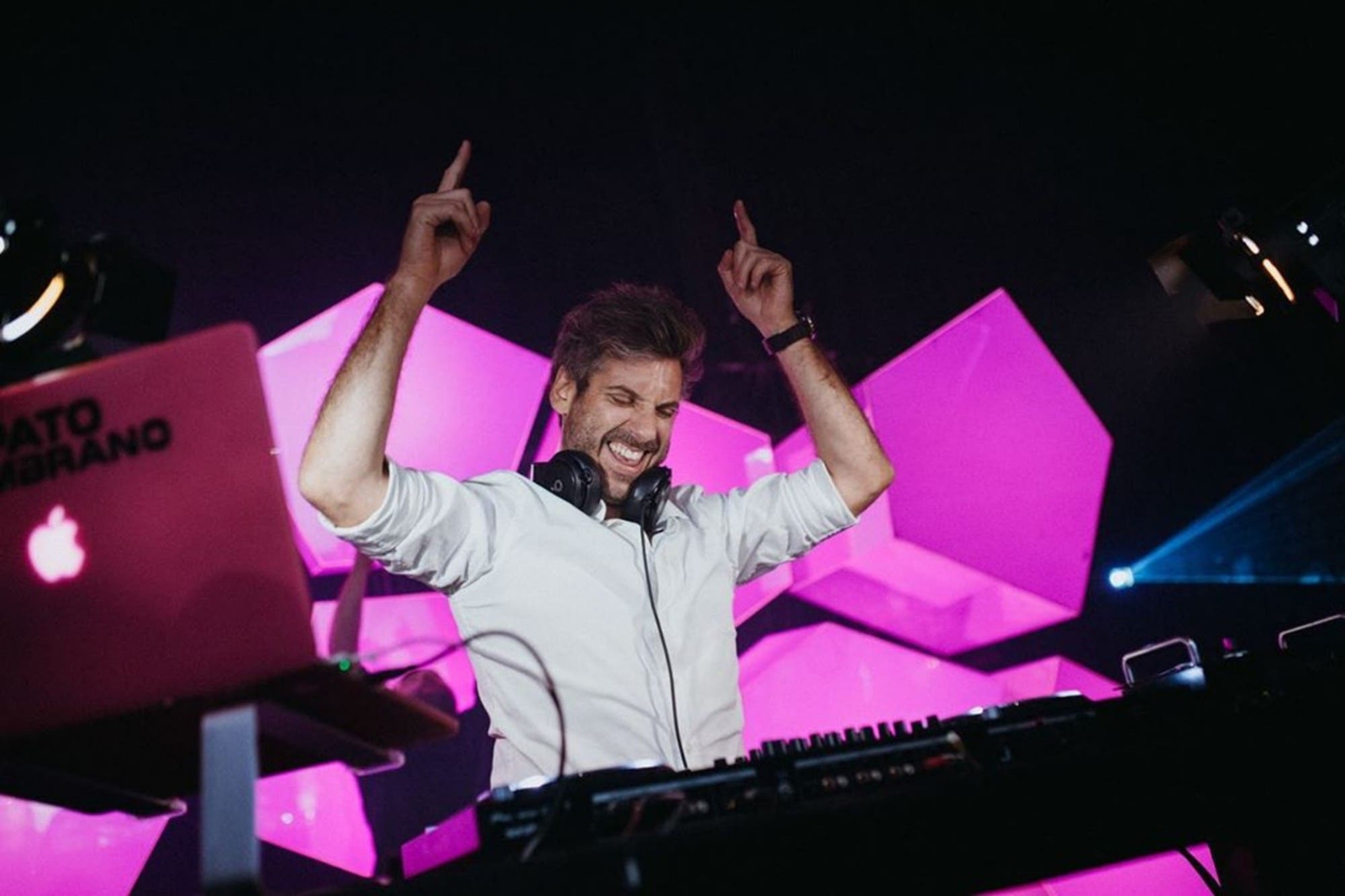 dj