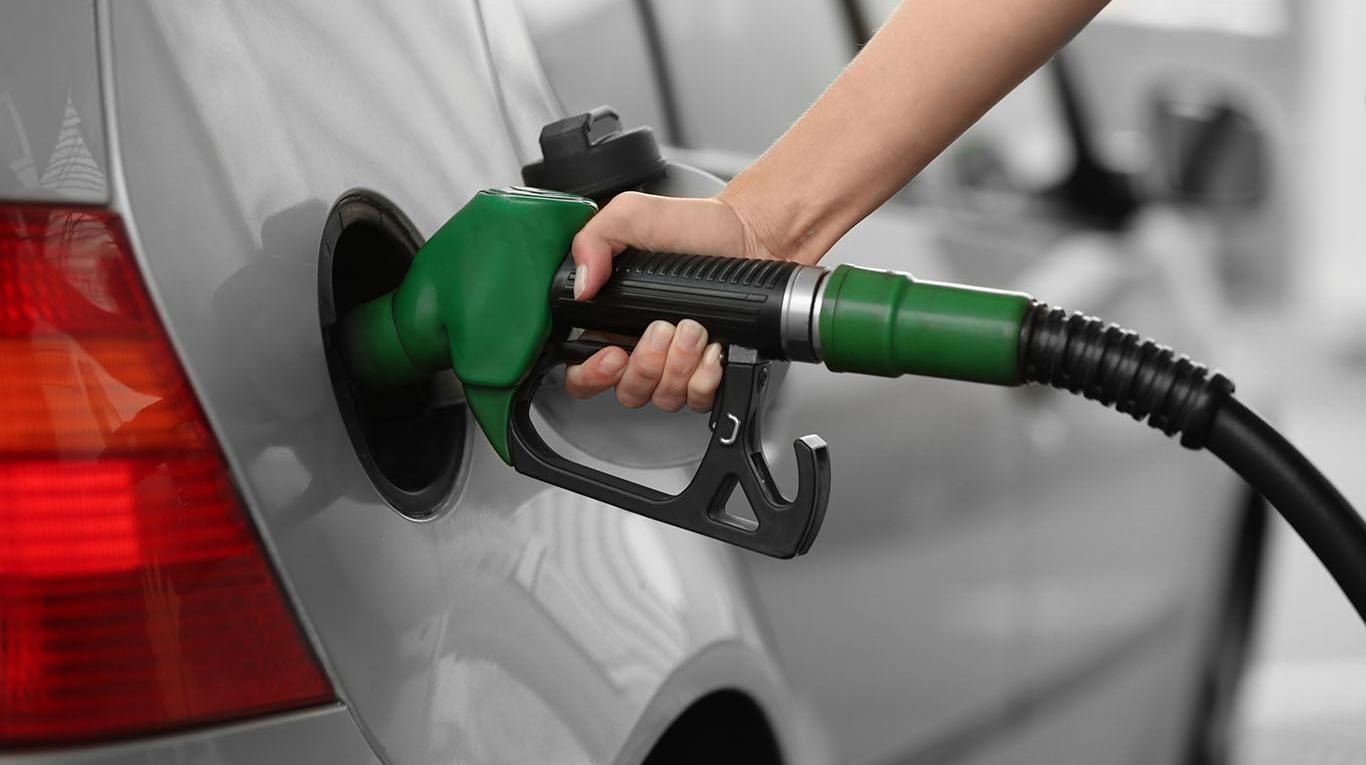 www.minutoneuquen.com COMBUSTIBLE