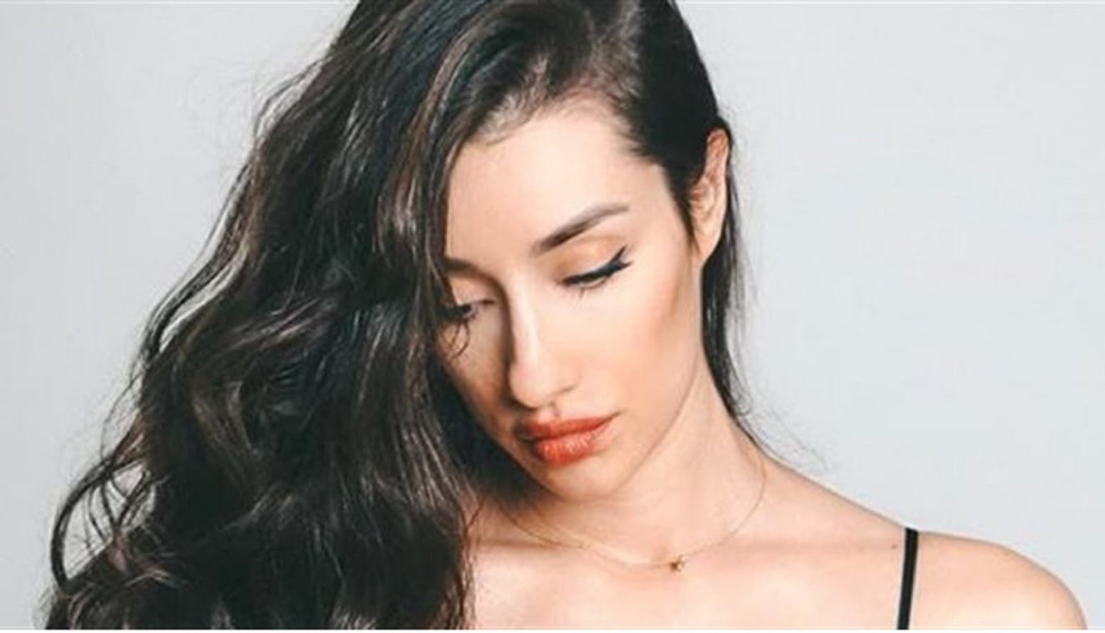 www.minutoneuquen Adara Molinero 28