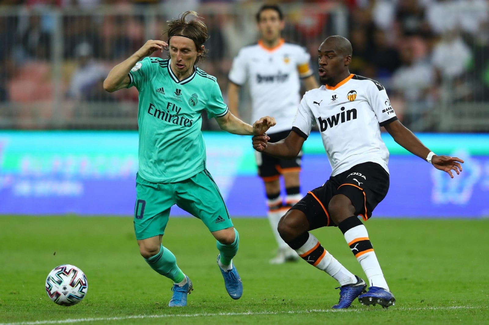 real-madrid-valencia-scaled