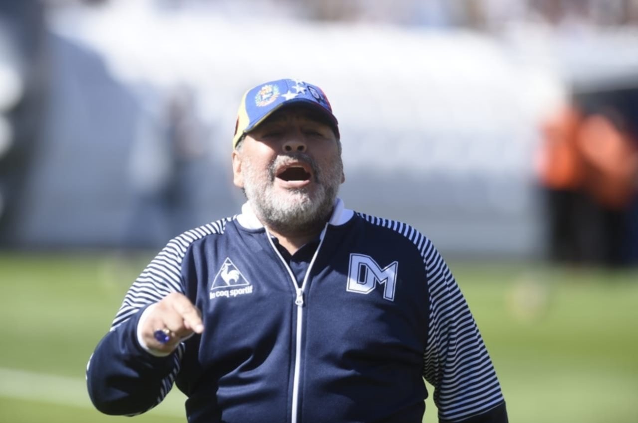 www.minutoneuquen.com Maradona