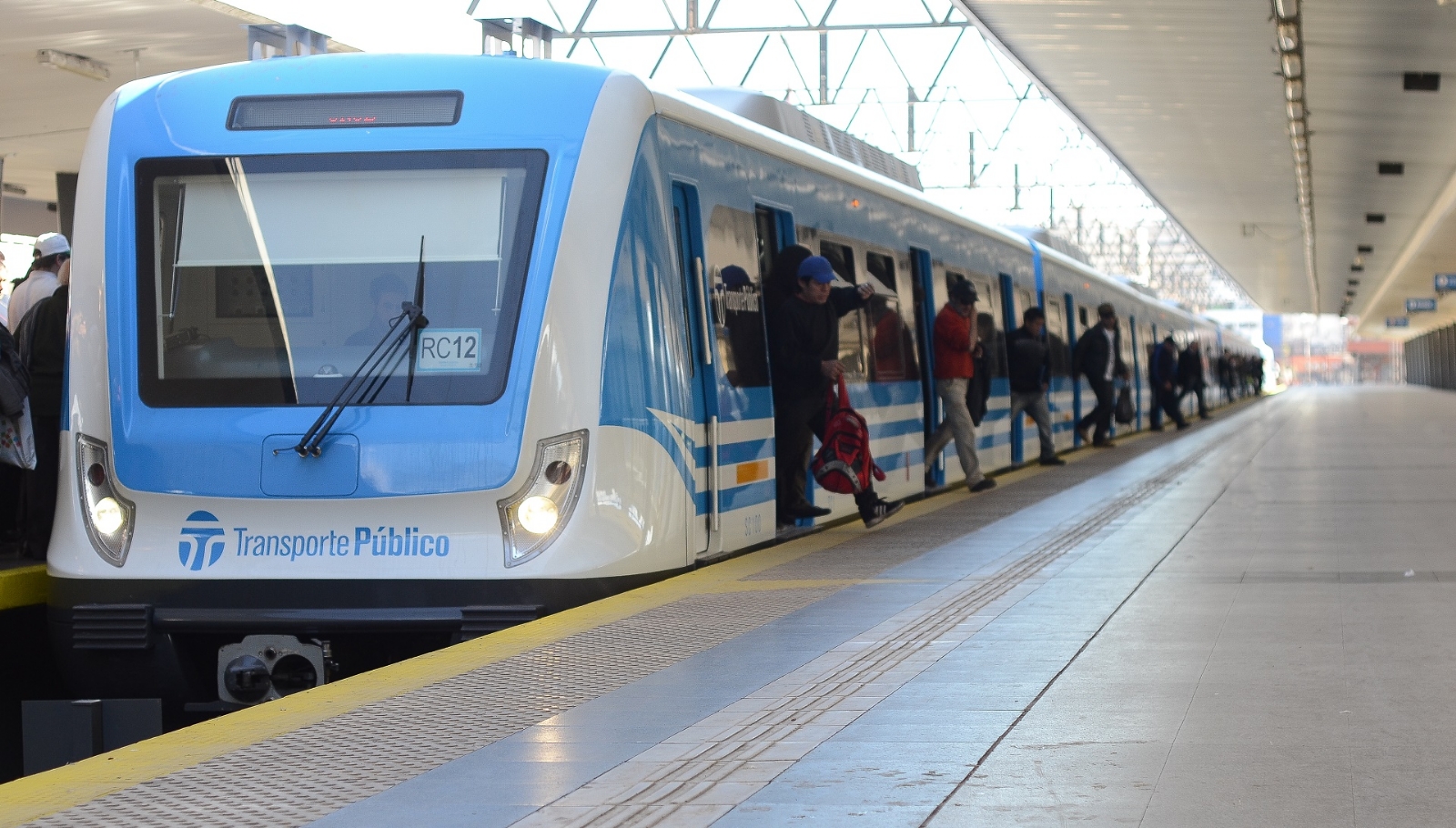 estaciones_trenes