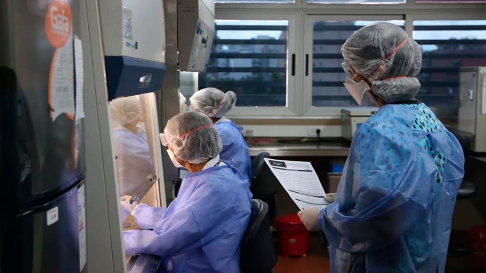 Medicos-argentinos-combatiendo-el-coronavirus