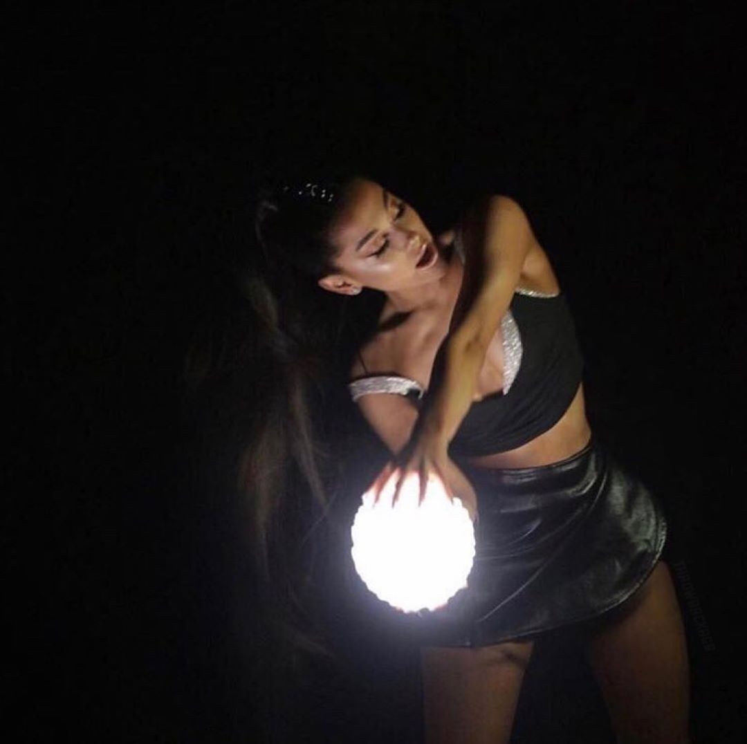 ari2