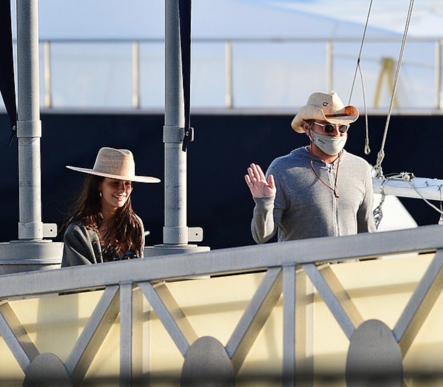 www.minutoneuquen.com leo dicaprio y camila