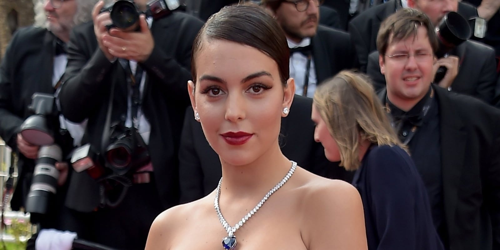 www.minutoneuquen.com GEORGINA RODRIGUEZ 4