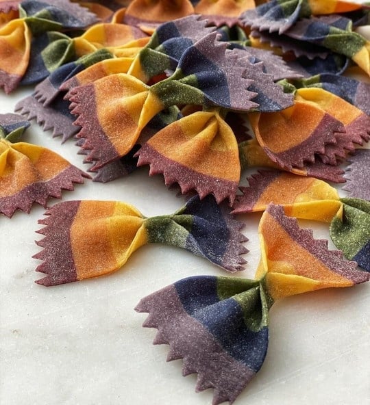 www.minutoneuquen.com pastasmulticolores1