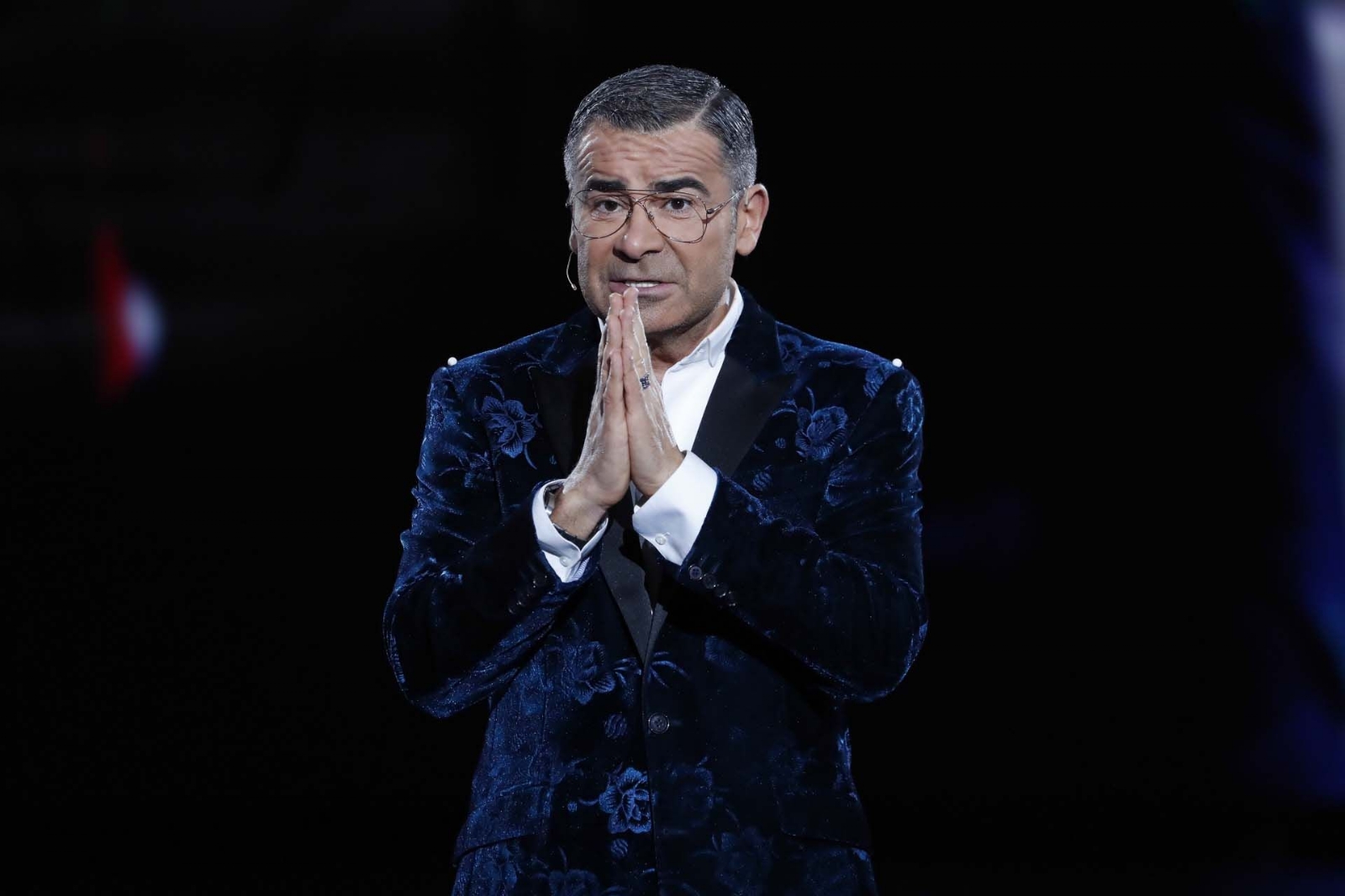 Jorge Javier Vázquez - rogando