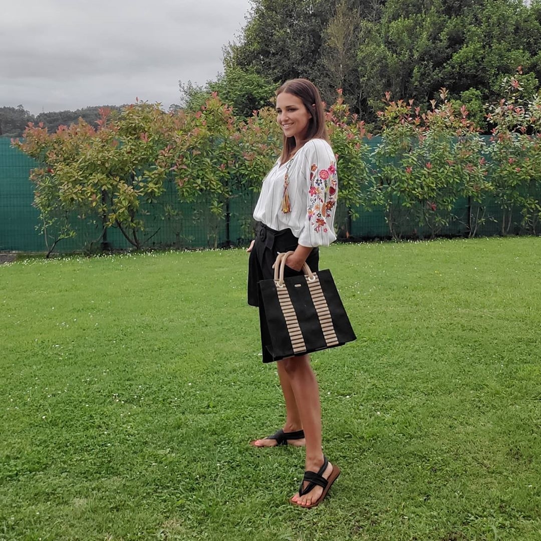 Paula - blusa blanca holgada