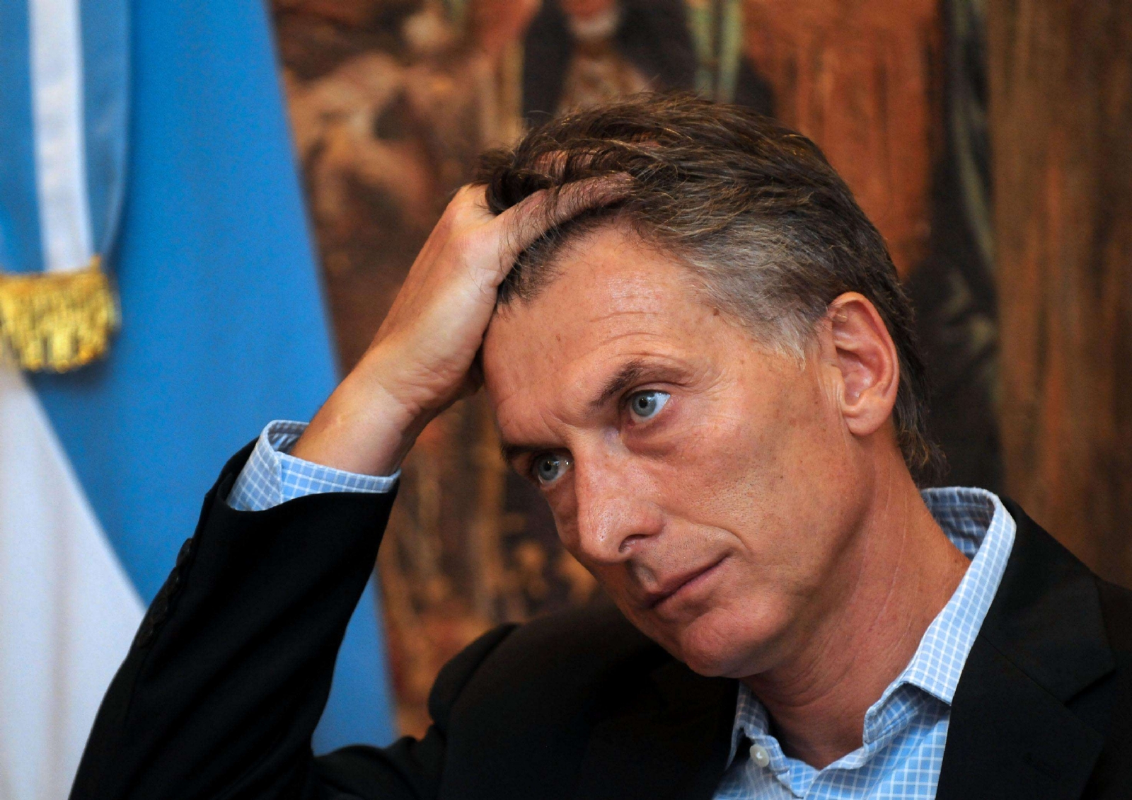 macri-preocupado-2
