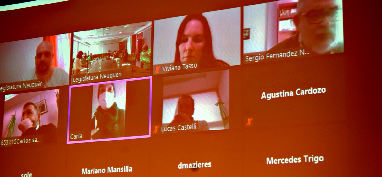www.minutoneuquen.com Legislatura2. jpg.