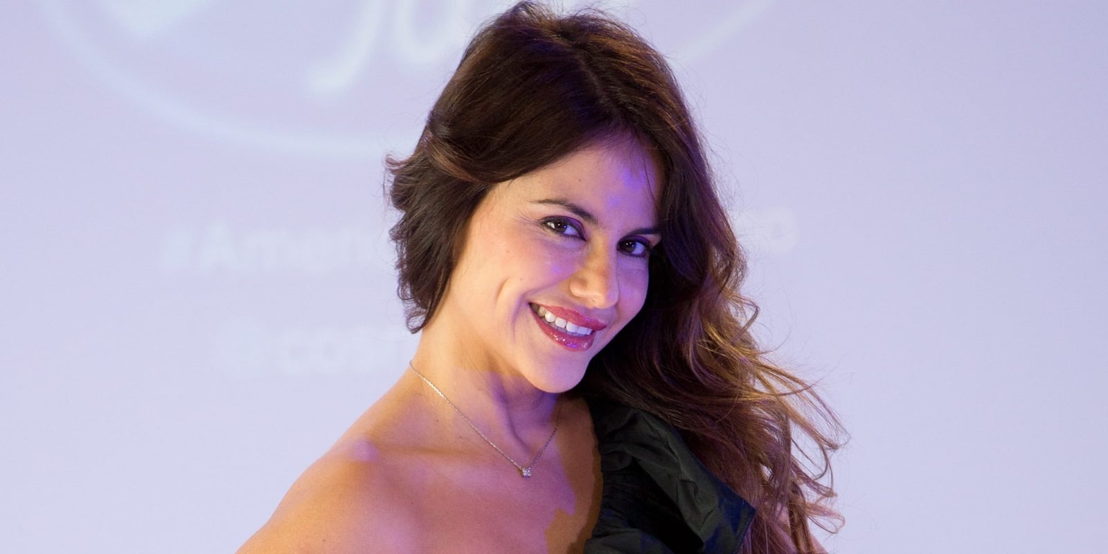 www.minutoneuquen.com MONICA HOYOS I