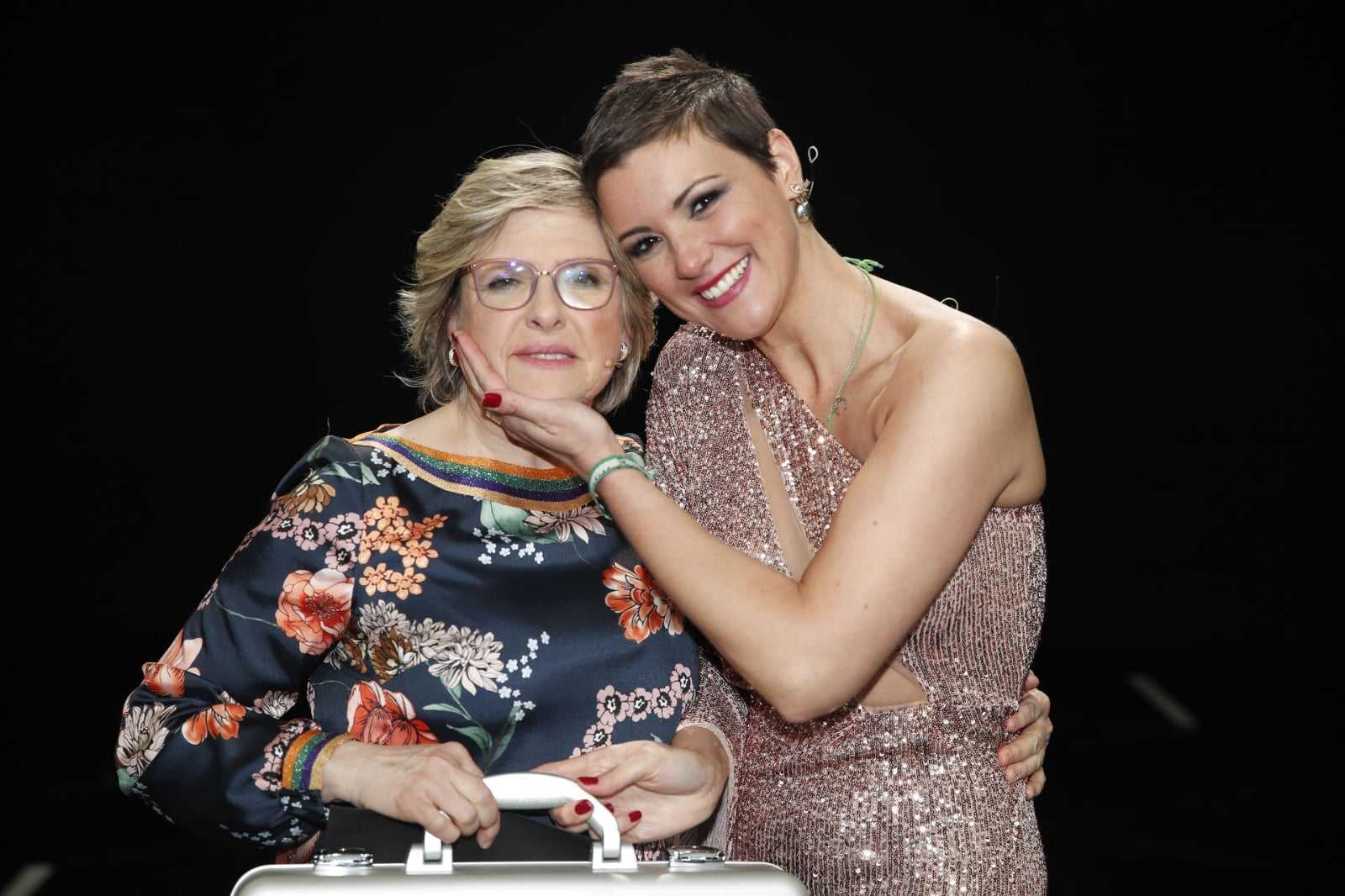 María Jesús Ruiz con su madre