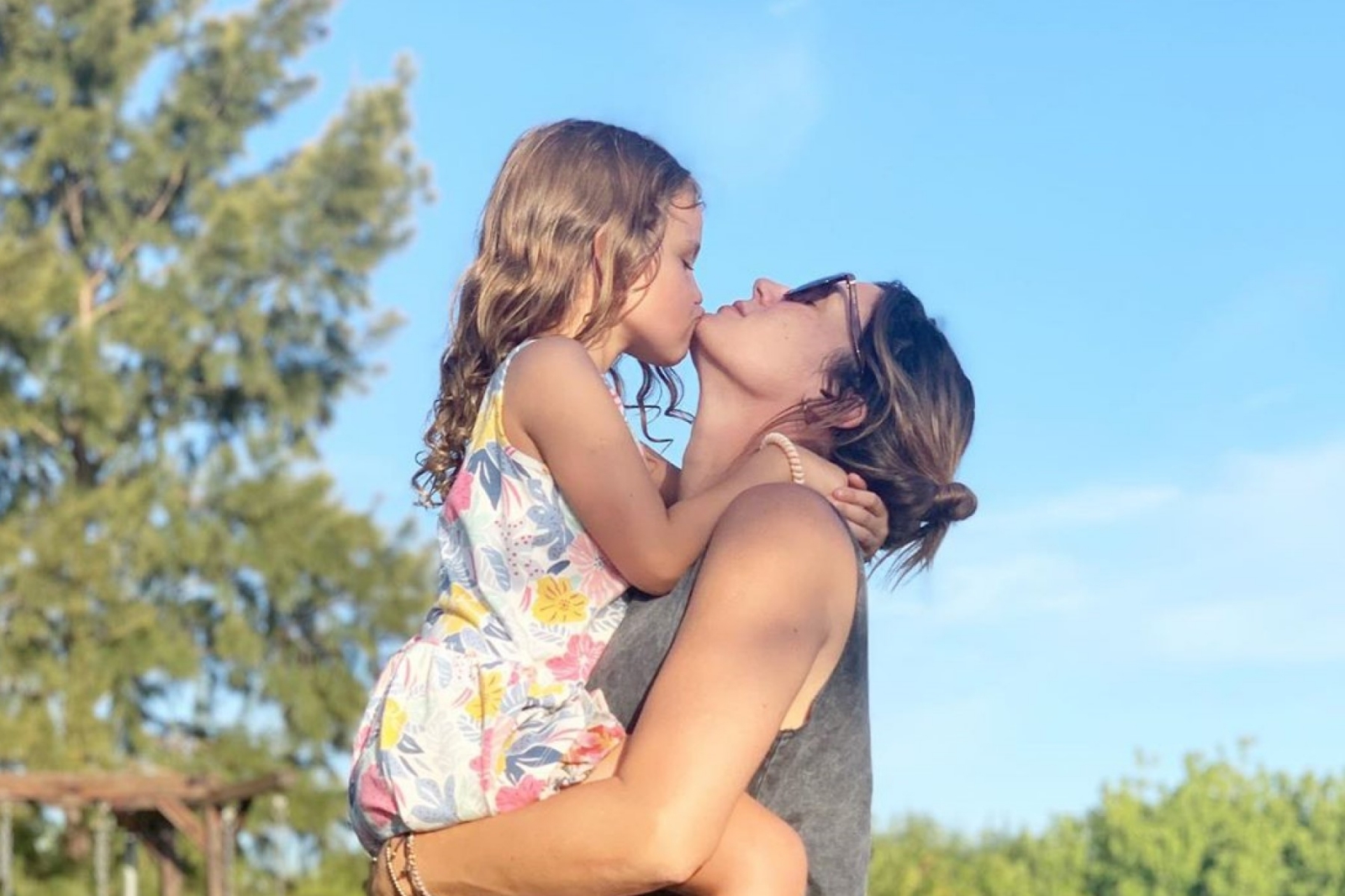 pau chaves olivia