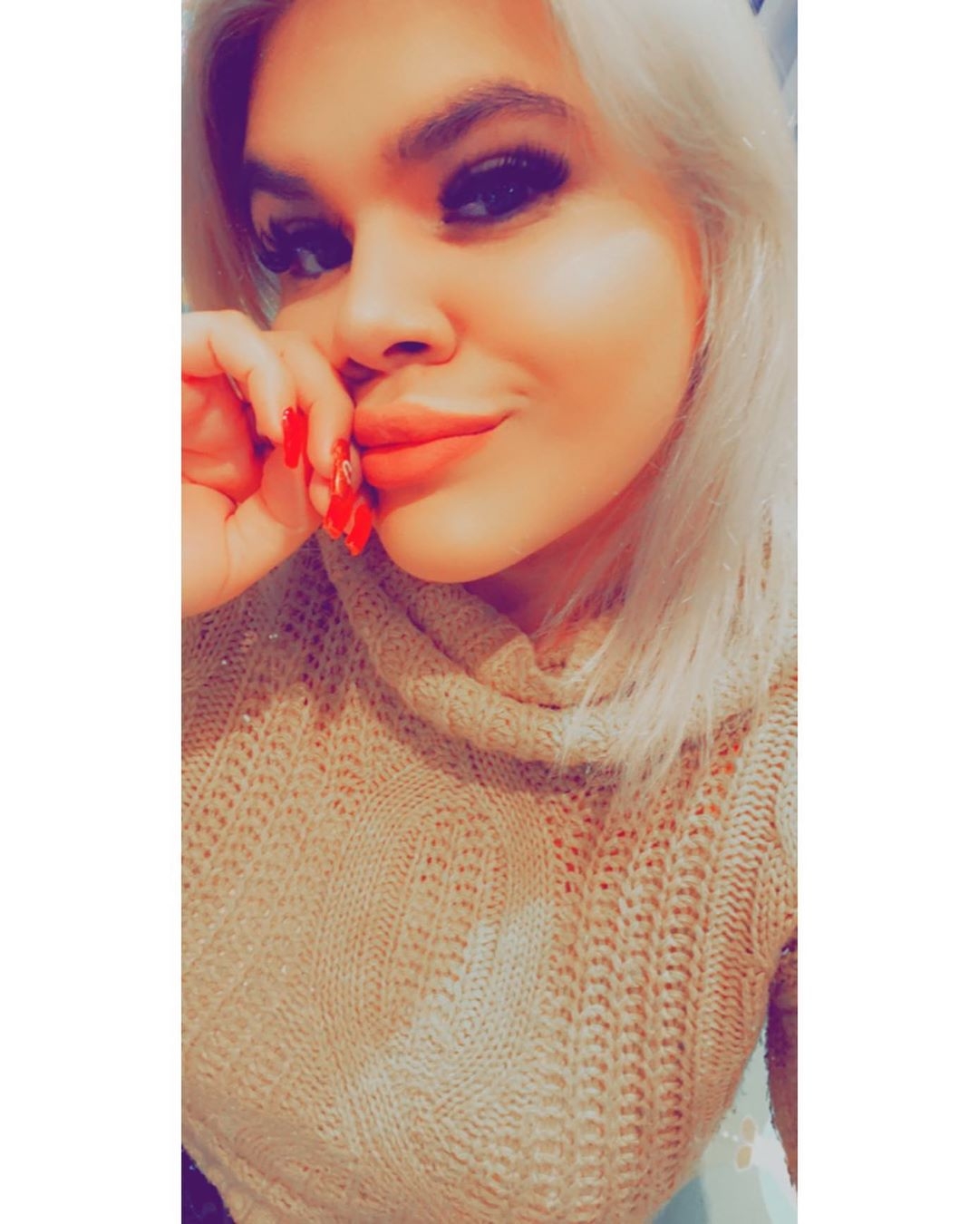 82644349_174599010702211_2742777912316401332_n (1)